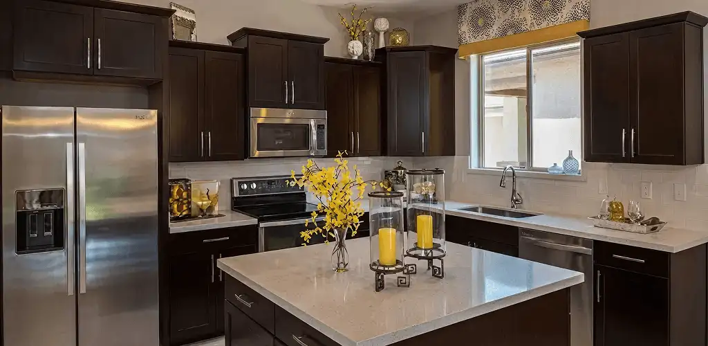 Cabinet painting results with freshly painted kitchen cabinets in Chicago, IL